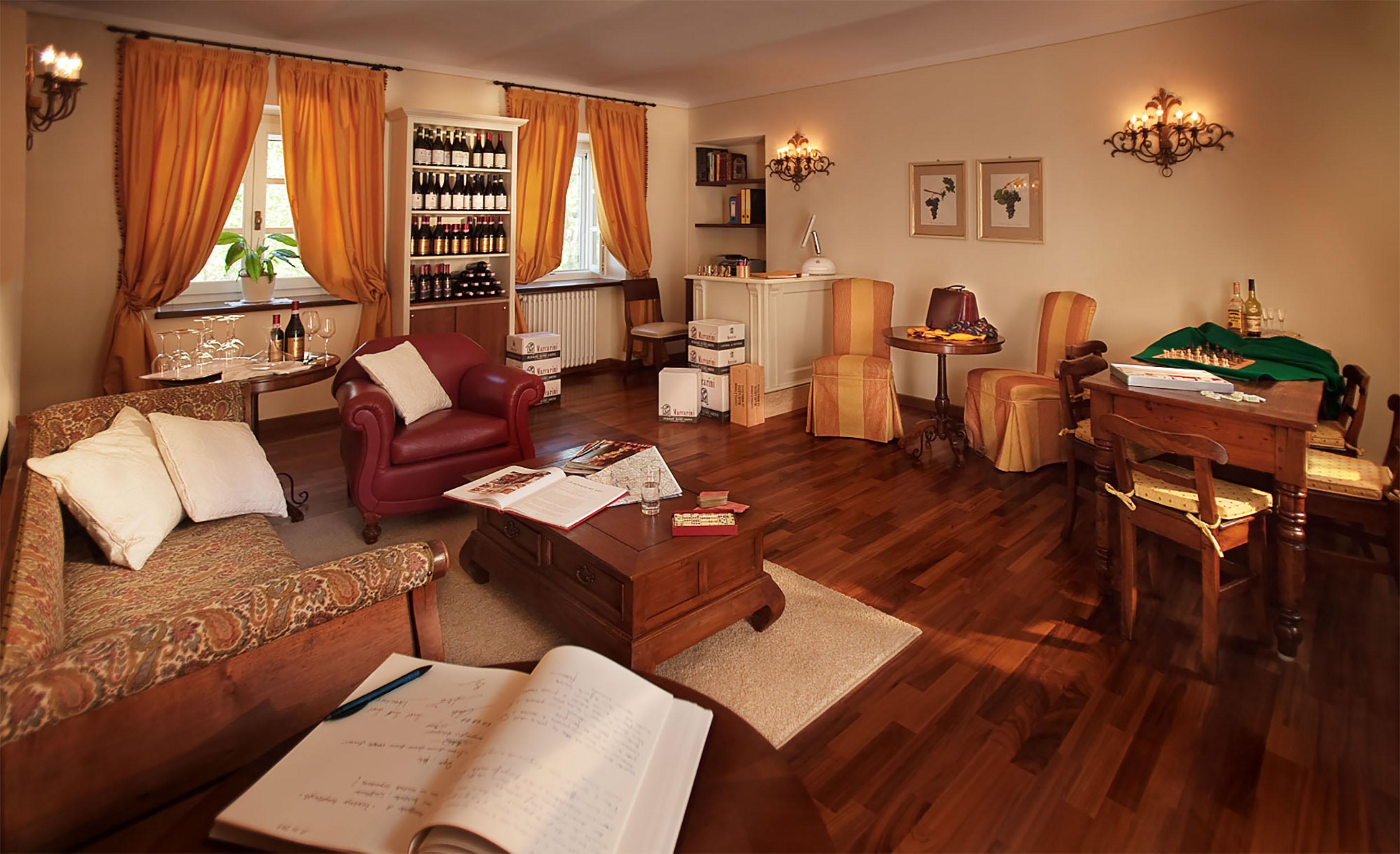 Marcarini Agriturismo Neviglie Εξωτερικό φωτογραφία